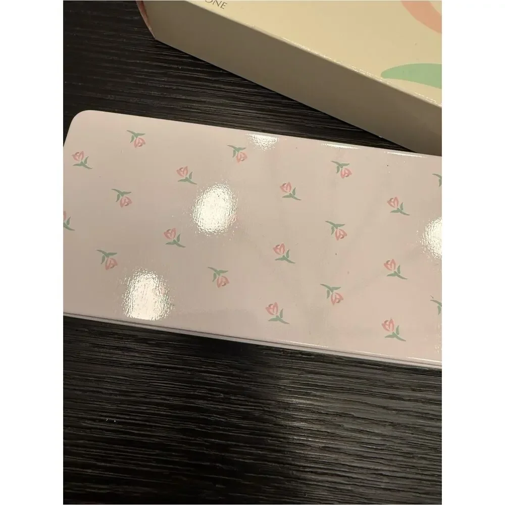 NEW Mary Kay Pencil Tin Metal Box Office Supply Box Flowers Floral